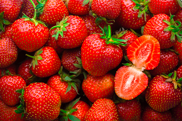 Spark Joy With This Sparkling Strawberry Lemonade Recipe